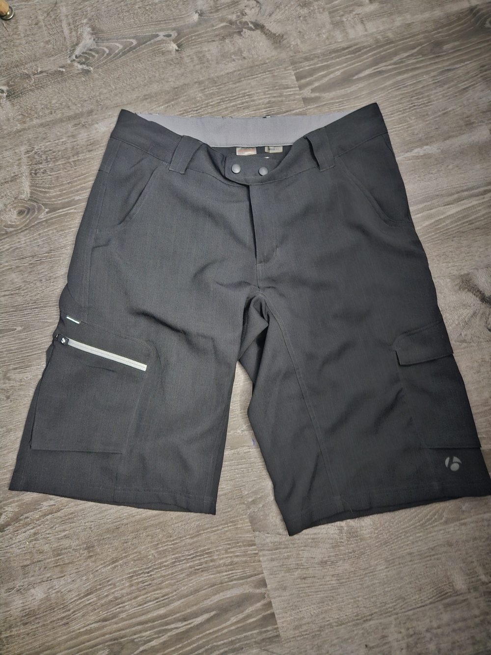 Men's Bontrager Cycling Black Cargo Shorts with Reflective Trim
